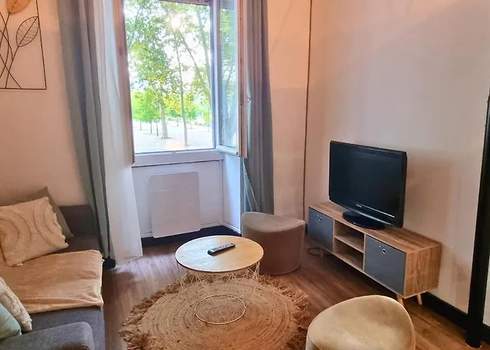 Apartament Le Verdun - Agreable En Centre Pau